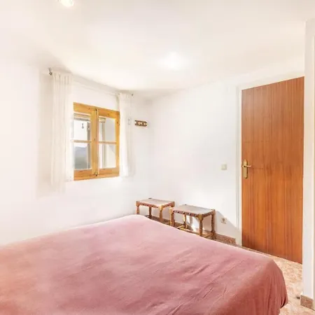 Holiday home Cal Sastre